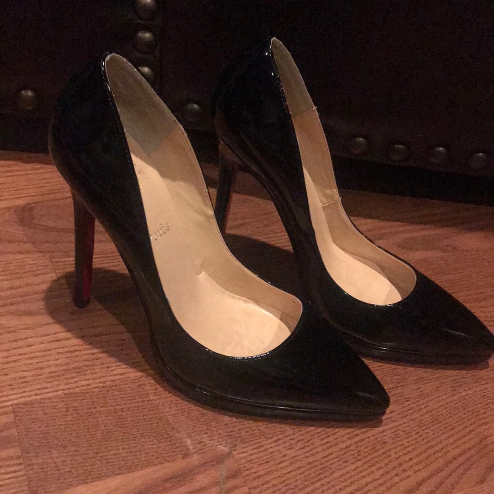 Red sole heels